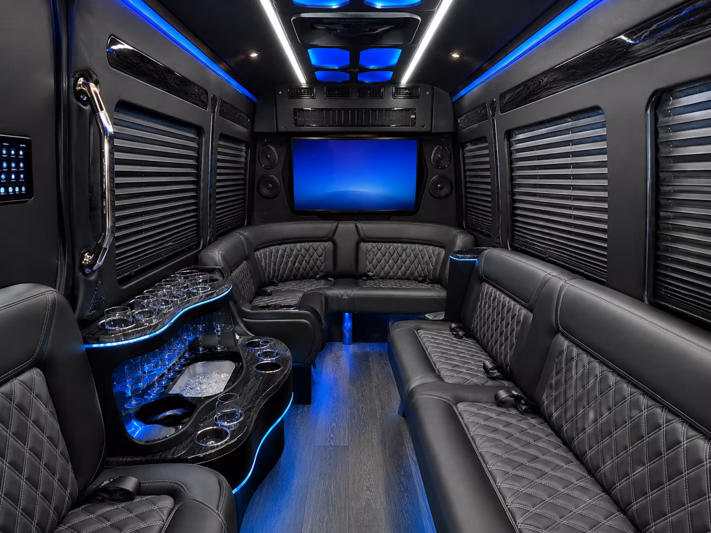 corporate event buses to las vegas motor speedway